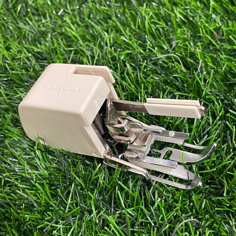 پایه ضخیم دوزی ژانومه