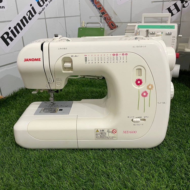 چرخ خیاطی ژانومه مدل 502 استوک