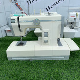 چرخ خیاطی و سردوز ژانومه دوکله مدل 2000 استوک