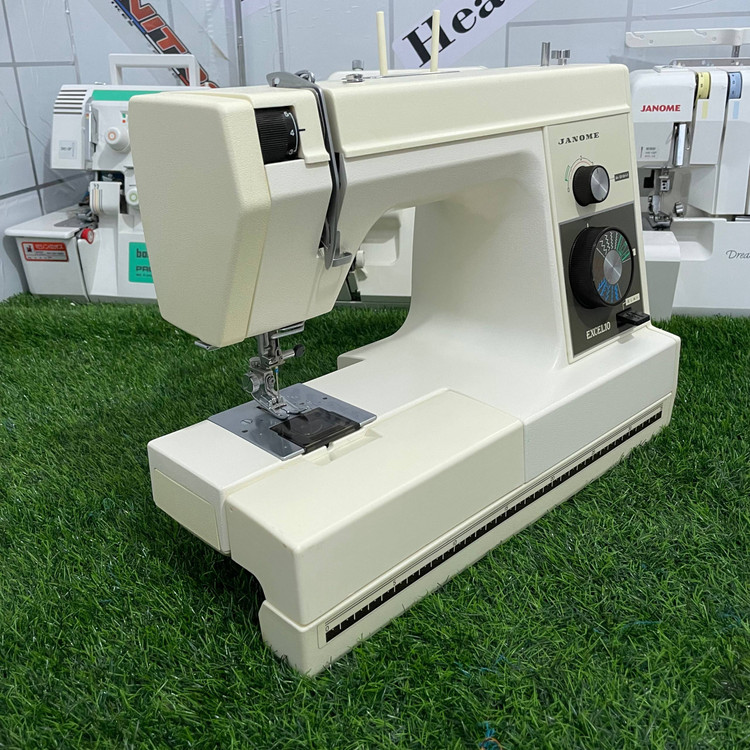 چرخ خیاطی ژانومه مدل 630 استوک
