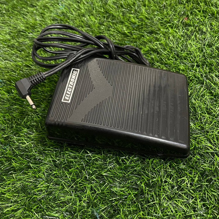 پدال سوزنی چرخ خیاطی برند سینگر