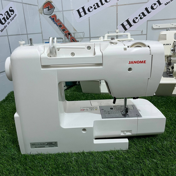 چرخ خیاطی ژانومه مدل 812 استوک