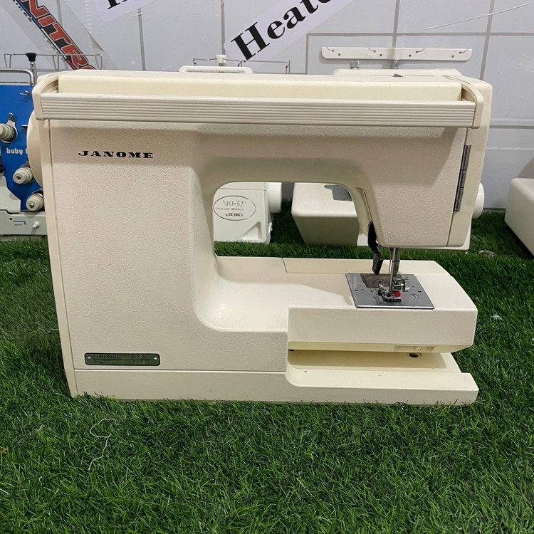 چرخ خیاطی ژانومه مدل 633 استوک