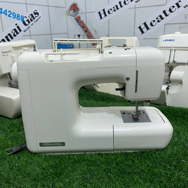 چرخ خیاطی ژانومه مدل 830