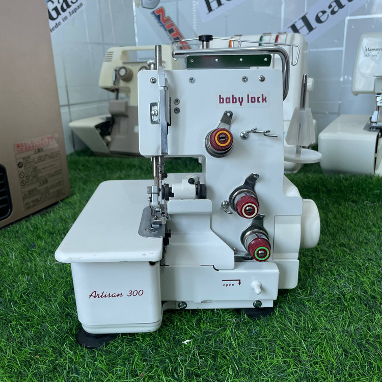 چرخ سردوز سه نخ بیبی لوک مدل Artisan 300