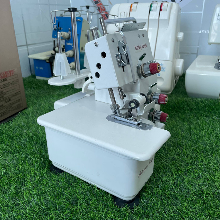 چرخ سردوز سه نخ بیبی لوک مدل Artisan 300