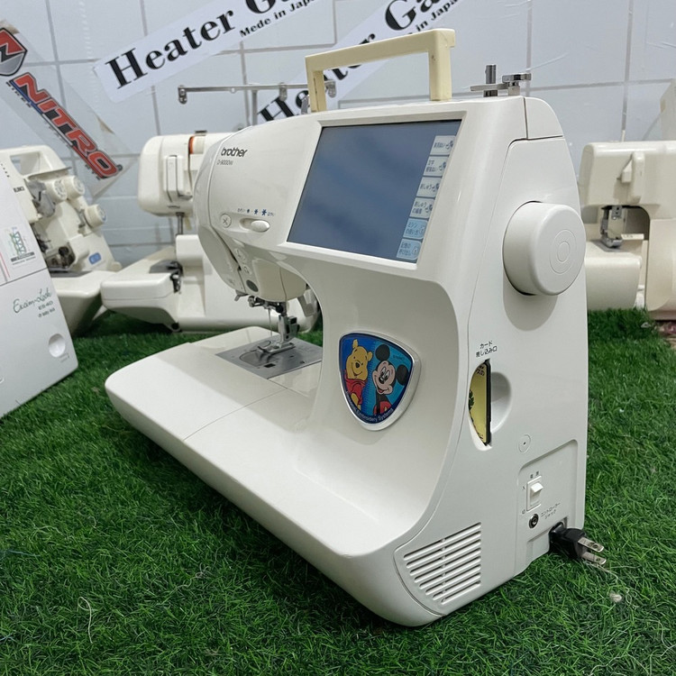 چرخ خیاطی و گلدوزی برادر همراه با کارگاه مدل Lapis استوک