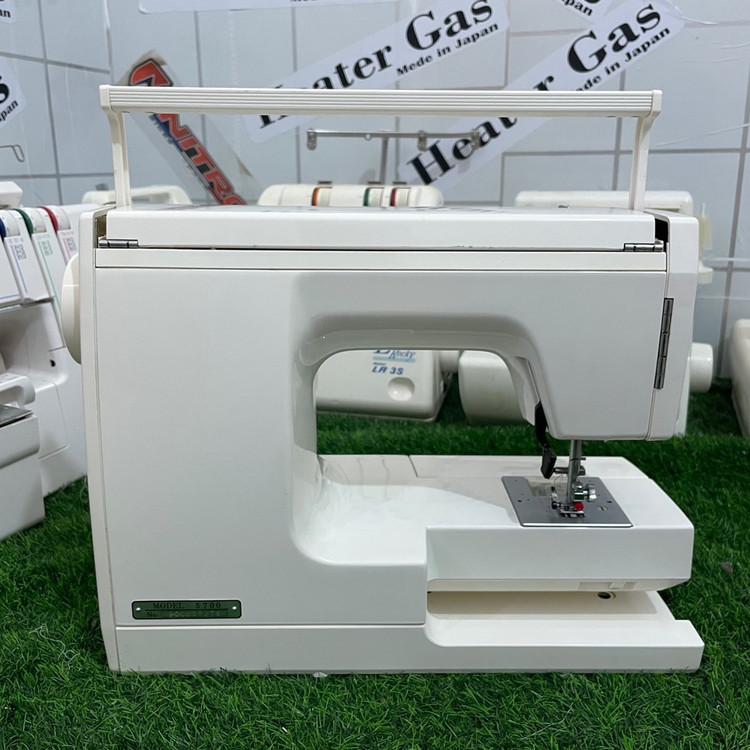چرخ خیاطی ژانومه مدل 5700 استوک