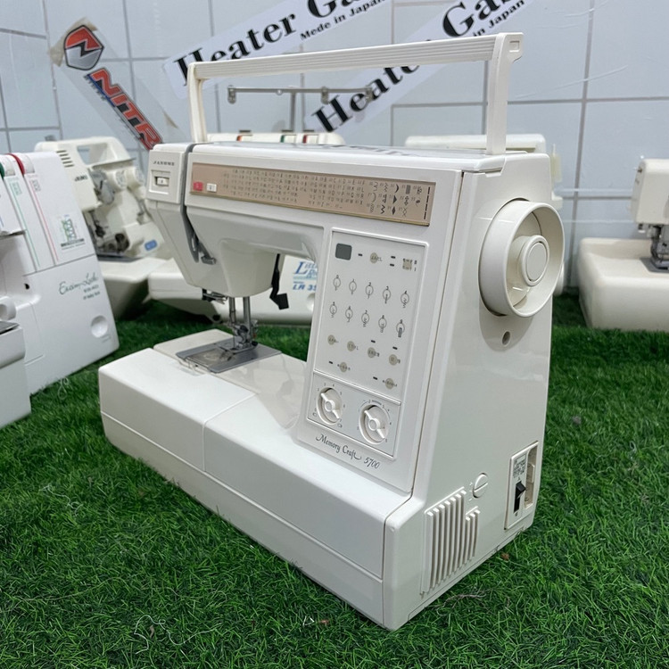چرخ خیاطی ژانومه مدل 5700 استوک